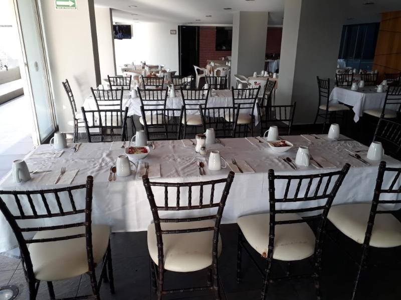 Ramada By Wyndham Acapulco Hotel & Suites エクステリア 写真